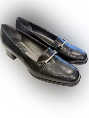 Vaneli Women’s Horsebit Loafers Black leather Silver Bit NEW Sz 7.5 NEW